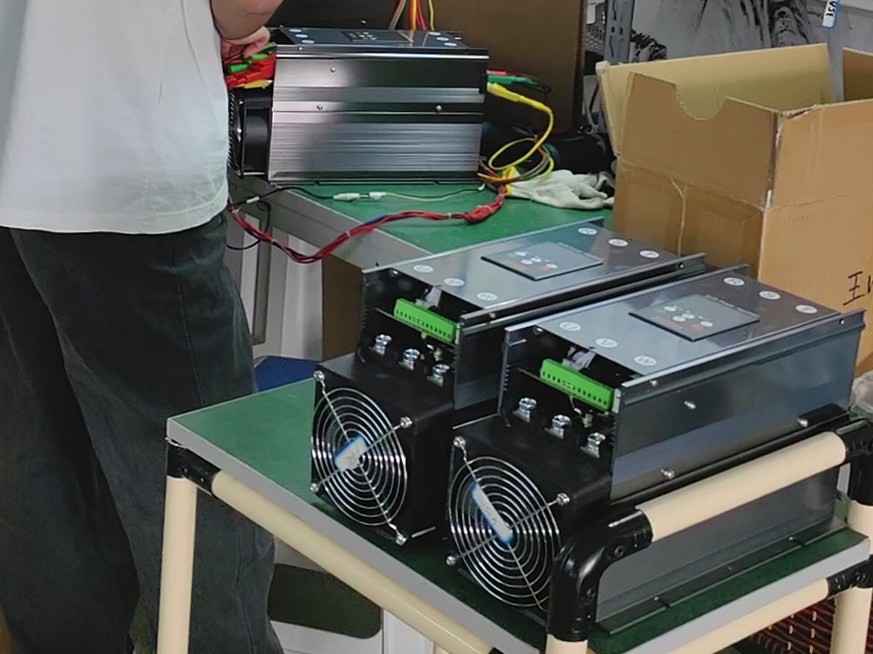 可控硅調(diào)功器1