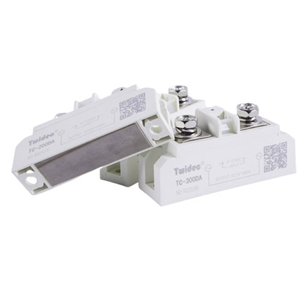 TC工業(yè)級(jí)固態(tài)繼電器
