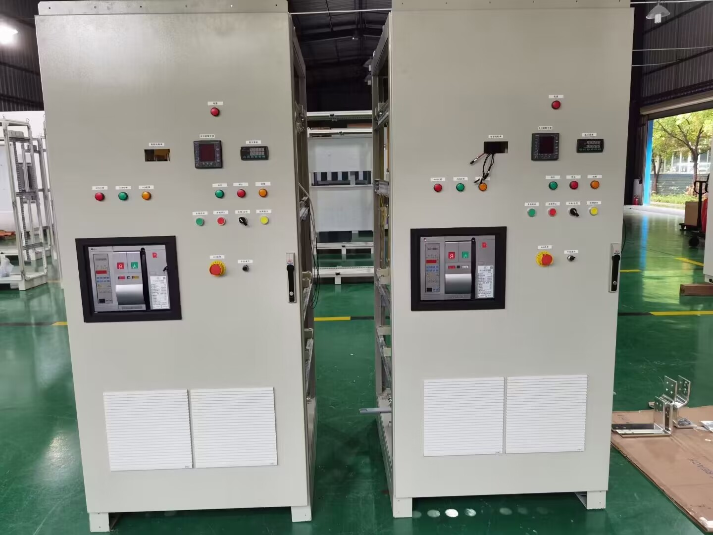 SH大功率調(diào)功器調(diào)功柜